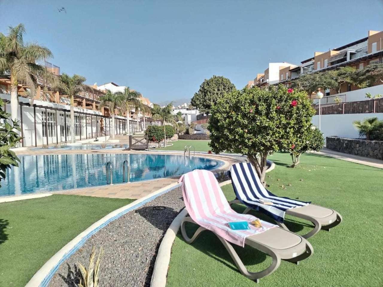 Rentenerife Magec Swing & Sun Amarilla Golf Сан-Мігель-де-Абона Екстер'єр фото